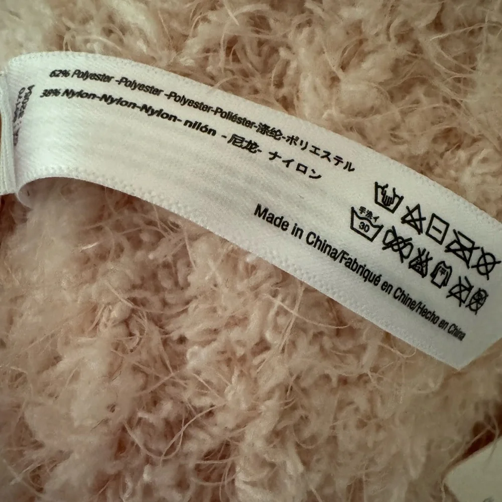 NWT Anthropologie Light Pink Textured Knit Wrap Scarf - Picture 5 of 6